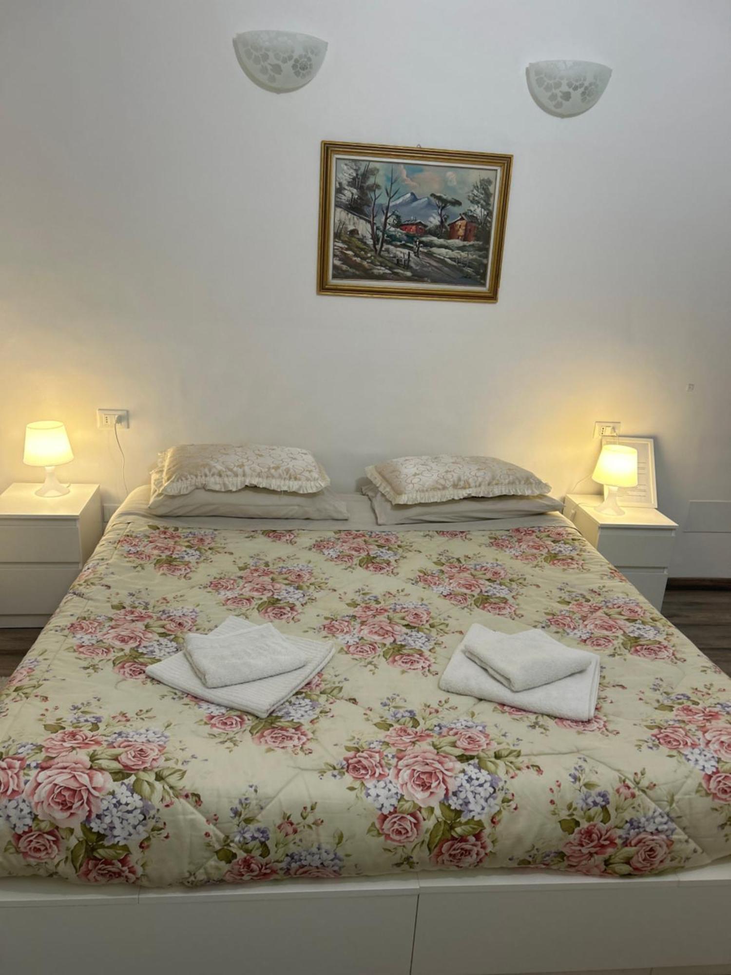 Casa Viorica Hotel Ancona Bagian luar foto