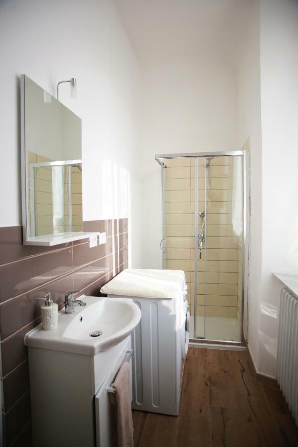 Casa Viorica Hotel Ancona Bagian luar foto